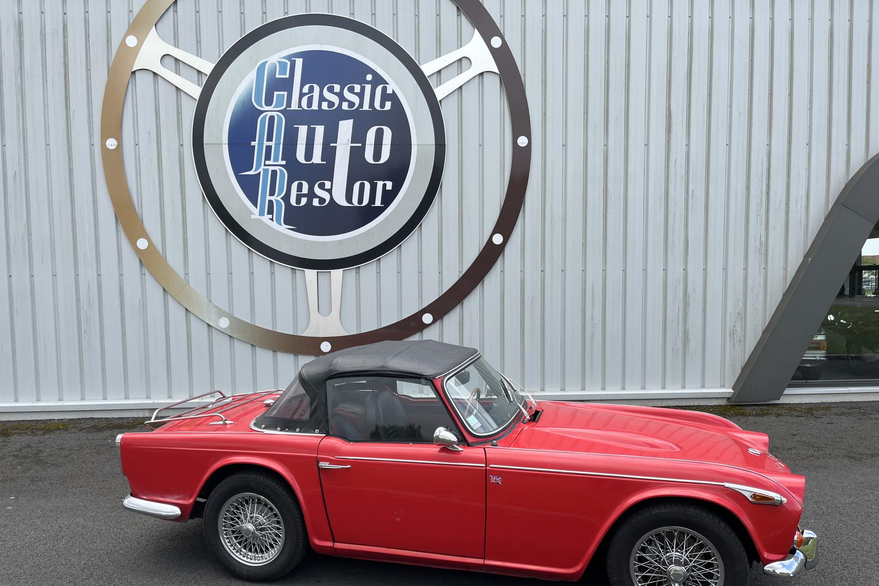 Vente-annonce-TRIUMPH-TR 4 IRS-classic-auto-restor